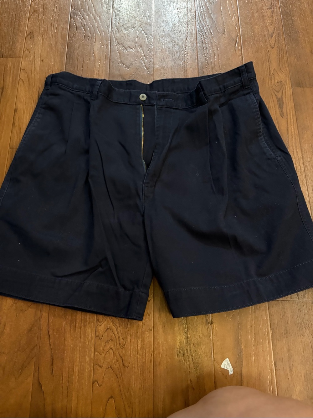 Dockers Men's Navy Pleated Cargo Shorts